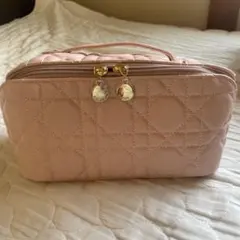 ピンク キルティング化粧ポーチ