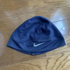 nike フリースビーニーのサムネイル