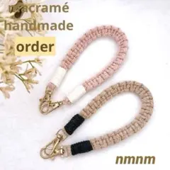 Item thumbnail for item 5483066e-d6c1-4519-8391-e528912bdef5