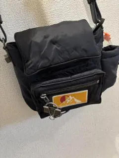 OFF-WHITE ブラックショルダーバッグ
