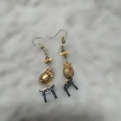 キツネ　ピアス　狐