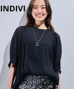 INDIVI インディヴィ：ドット柄 ドルマンブラウス　美品のサムネイル