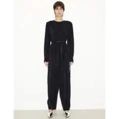 美品！ THROW by SLY PLEATS JUMPSUITS ブラック