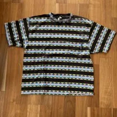 Stussy tomtom 総柄 幾何学模様 ホワイト Tシャツ ／ Sサイズ - メルカリ