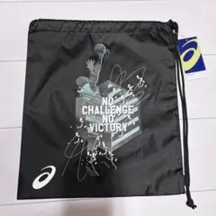 【新品タグ付】アシックス グラフィックライトサックM 巾着袋 黒 バスケ