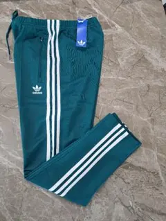 adidasメンズ トラックパンツ緑L 新品iy9876