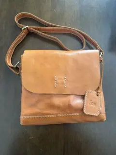 fes ブラウンレザーショルダーバッグ