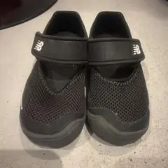New Balance キッズ サンダル ブラック　15.5cm