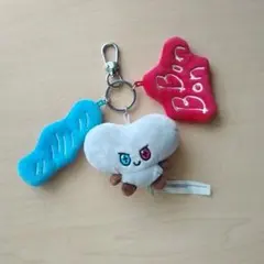 TREASURE　トレジャー　TRUZ　ジュンギュ　ボンボン　キーホルダー