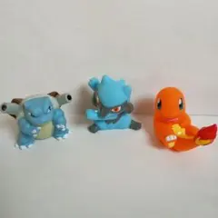 ポケモン　カメックス・リオル・ヒトカゲ　フィギュア指人形　3点