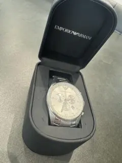 【EMPORIO ARMANI】メンズ 腕時計 クロノグラフ シルバー 箱付きのサムネイル