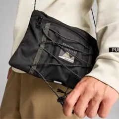 新品　PUMA クロスボディバック（ショルダーバッグ）ブラック　ユニセックス