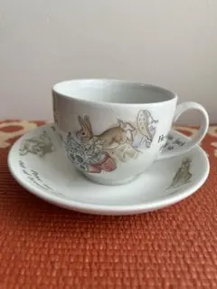 美品　WEDGWOOD ピーターラビット ティーカップ・ソーサー ４セット