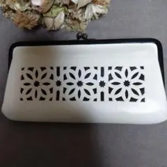 genten カットアウトデザイン 長財布 ホワイト