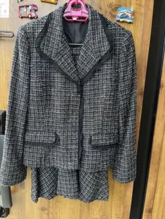 【美品・クリーニング済】即発送可！11号ツイードジャケット+フレアスカートセット