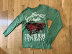 緑 車プリント長袖カットソー