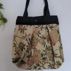 値下中　着物リメイクバッグ　バルーンバッグ　正絹　ぷっくり可愛いバッグ　肩掛