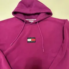 tommy jeans ピンクトレーナー