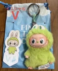 POP MART LABUBU ぬいぐるみ キーホルダー Vのサムネイル