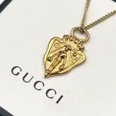 美品】オールドグッチ クレストチャーム ネックレス デムナ着用 - メルカリ