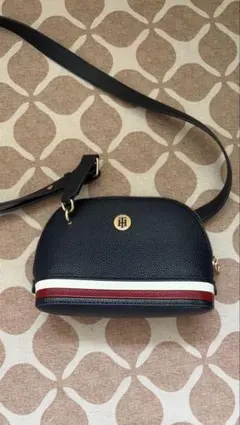 Tommy Hilfiger ショルダーバッグ ネイビーのサムネイル