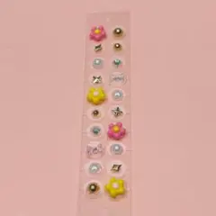 【23】20粒セット　耳ツボジュエリー　かわいい　透明シール　ステンレス製　人気