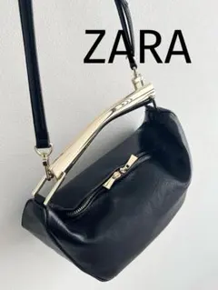 ZARA メタリックハンドルバケットバッグのサムネイル