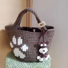 Item thumbnail for item 72332130-faff-4510-943a-e6f124933799