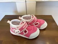 Item thumbnail for item 4a34dabf-0f4c-4c3b-8ed7-f5c63a6ba496