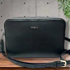 フルラ　FURLA リリー カメラバッグ ショルダーバッグ レザー　ブラック　黒