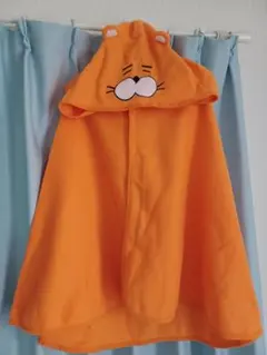 オレンジ フード付き　キッズマント　新品