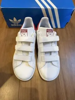 adidas Stan Smith ベルクロスニーカー