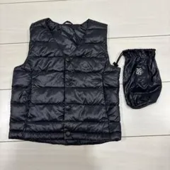 黒 ベスト 収納袋付き　90㎝