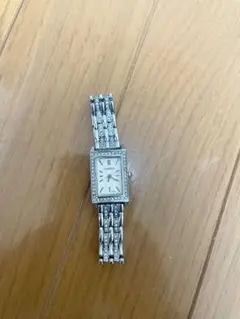 シルバー 長方形 時計