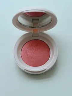 rare beauty パウダーチーク　CHEERのサムネイル