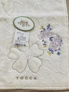 ☆お値下げ☆ TOCCA 花柄刺繍 タオルハンカチ　　　☆新品 . タグ付き ☆