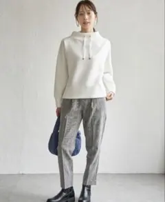 ikka GOKU楽カットソー　ホワイト