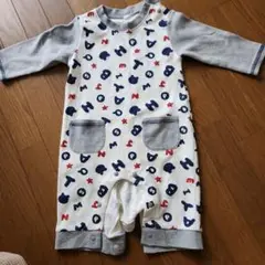 アルファベット柄ロンパース 80