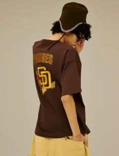 別注 MLB ロゴ刺繍バックプリントTシャツ