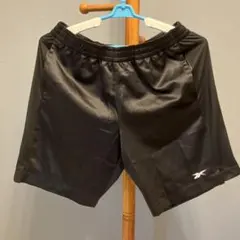 美品　リーボック　トレーニング　ハーフパンツXLのサムネイル