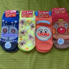 新品　アンパンマン　レディース靴下　４点セット