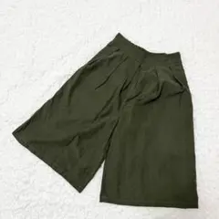 オリーブ ガウチョパンツ Mサイズ ワイド カーキ ゆったり 体型カバー 無地