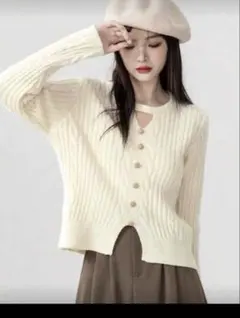 アイボリー リブ編み 長袖ニット