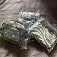 BURBERRY チェック柄ポーチ ゼブラ柄ポーチ 3点セット