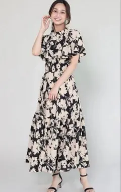 ✨未使用タグ付き✨FENNEL バイカラーフラワープリントワンピース