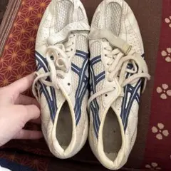ASICS 陸上中距離長距離スパイクシューズ24.５センチレディース