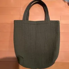 Item thumbnail for item ce970606-e29d-47a6-901d-07900afc437d