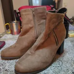 ブラウン スエード サイドファスナー ブーツ