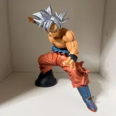 孫悟空　身勝手の極意　フィギュア　MAXIMATIC