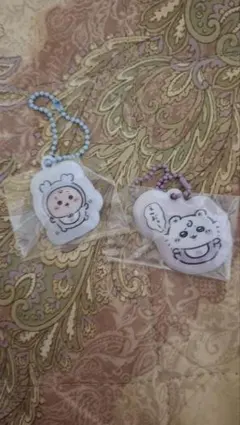 ちいかわベビー　古本屋　カニ　PVCぷっくりキーホルダー